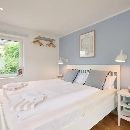 Blauer Blick Alvine *