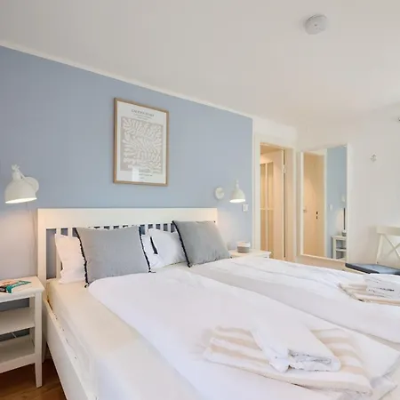 Blauer Blick Alvine Apartment