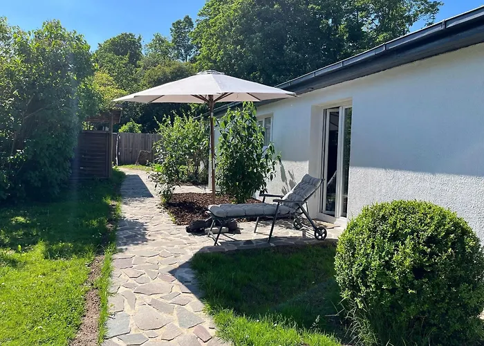 Blauer Blick Alvine Laboe